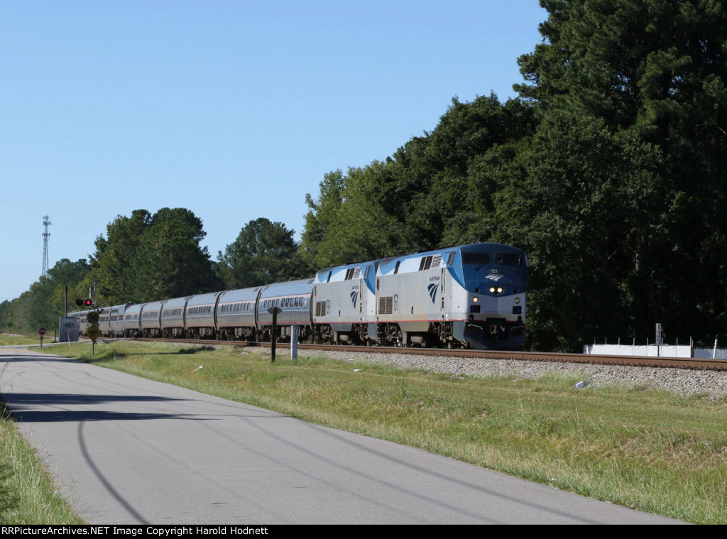 AMTK 151 leads train P092-22 northbound